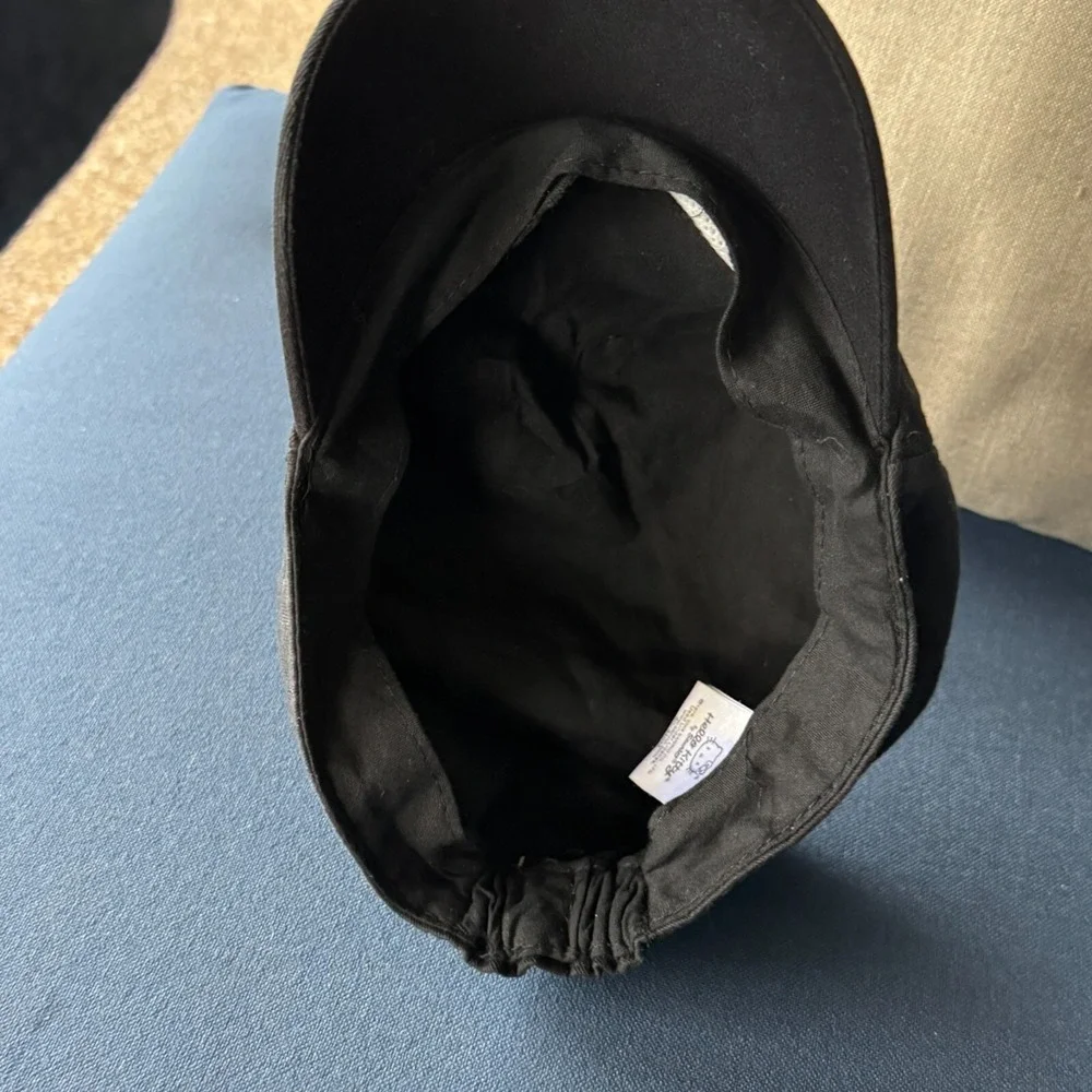 Hello‎ Kitty Sanrio Yourth Girl Hat Black Elastic Adjustable Army Cap Style